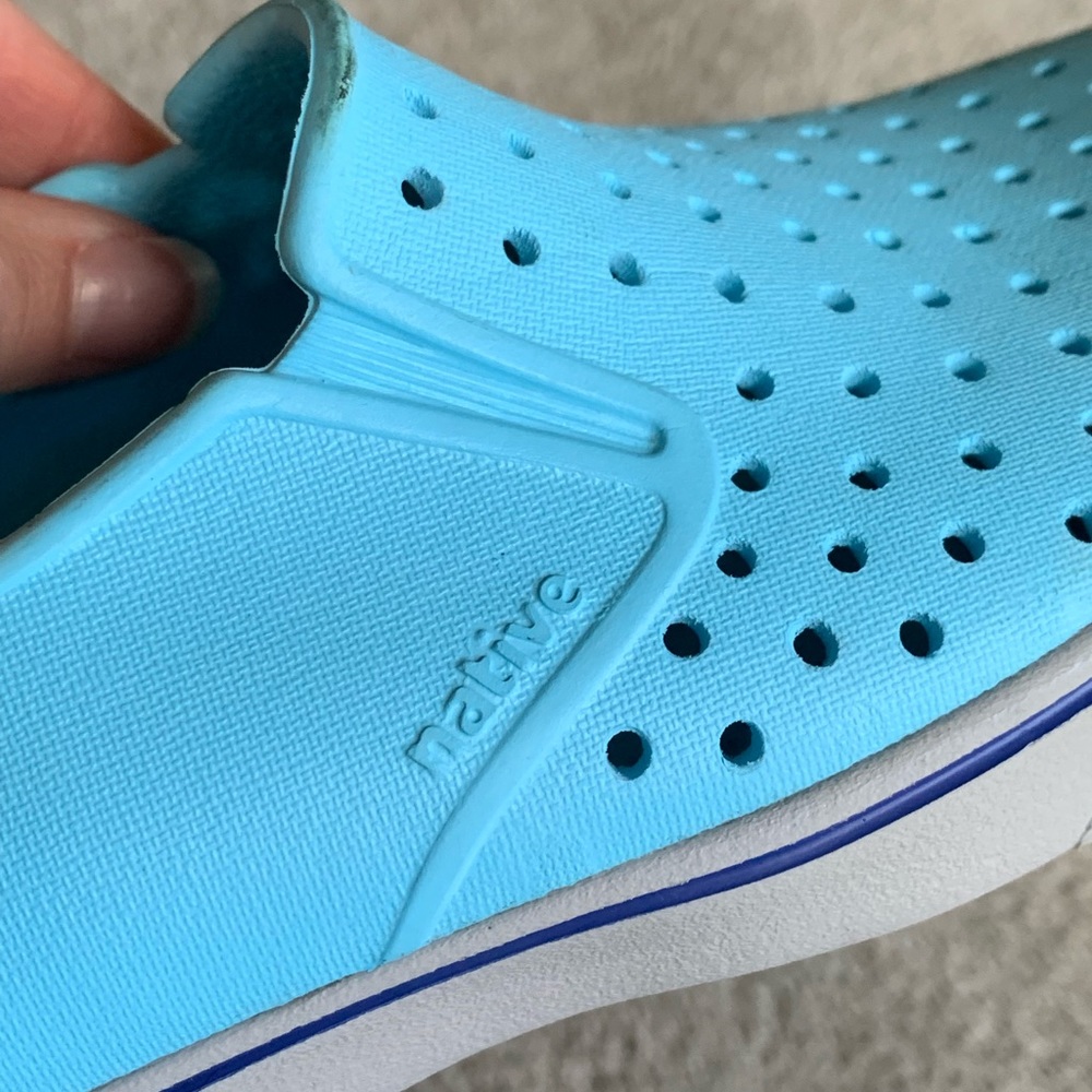 Native Shoes - image 2